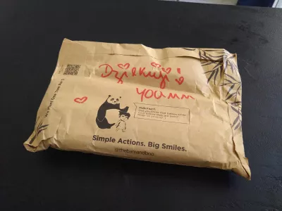 Beste umweltfreundliche Zahnpasta & Zahnbürste Set: Zahnmarkenprüfung : BAM und BOO Kunststofffreie vegane Zahnbürste und Zahnpasta Set Abonnement zu Hause geliefert